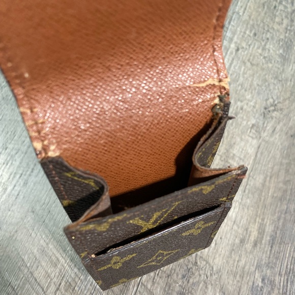 LOUIS VUITTON Monogram Cigarette Case/Lipstick Holder - Picture 5 of 12